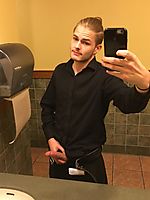 Work time bathroom selfie... SYD dedication ;)